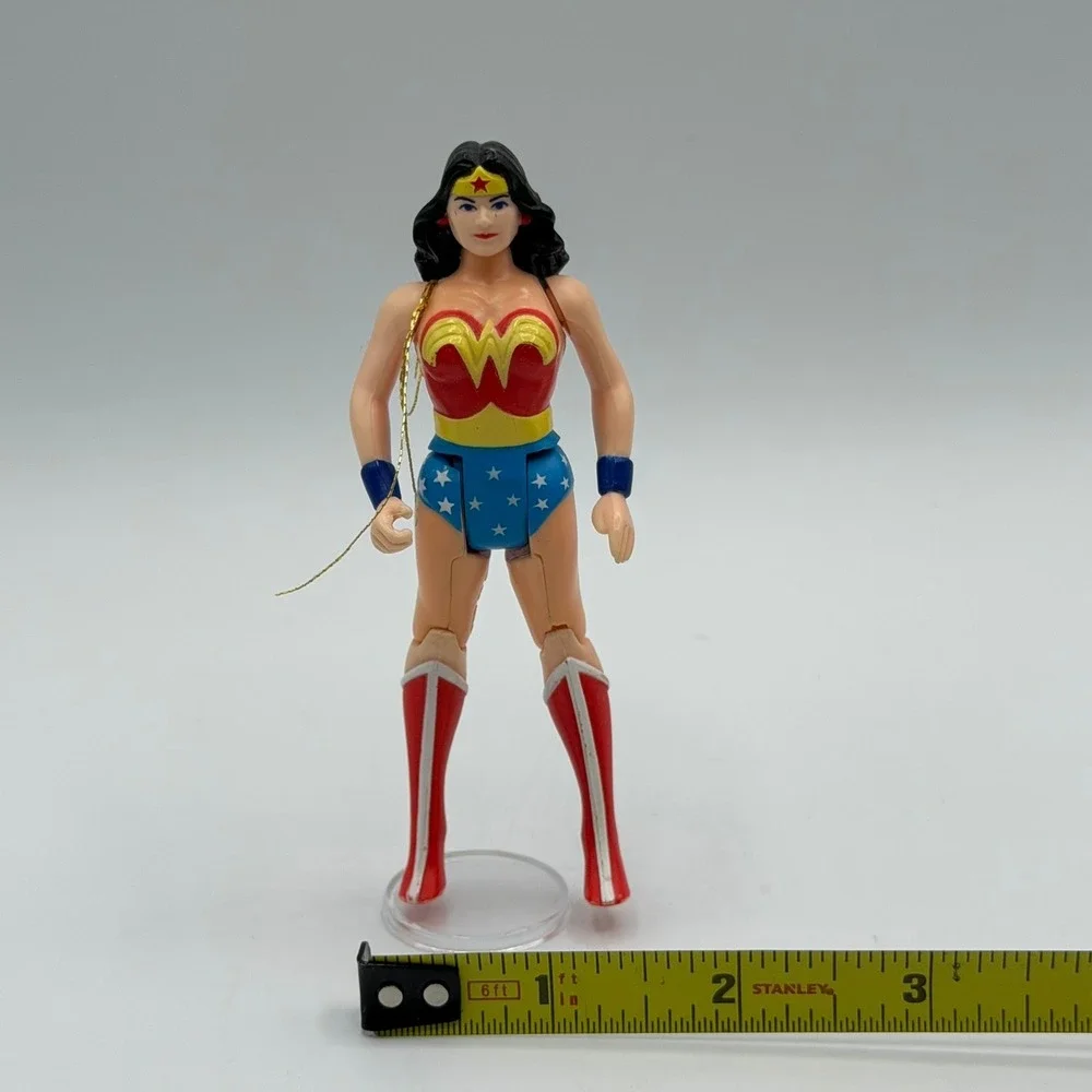 Vintage 1984 Kenner DC Super Powers Wonder Woman Action Figure with Lasso